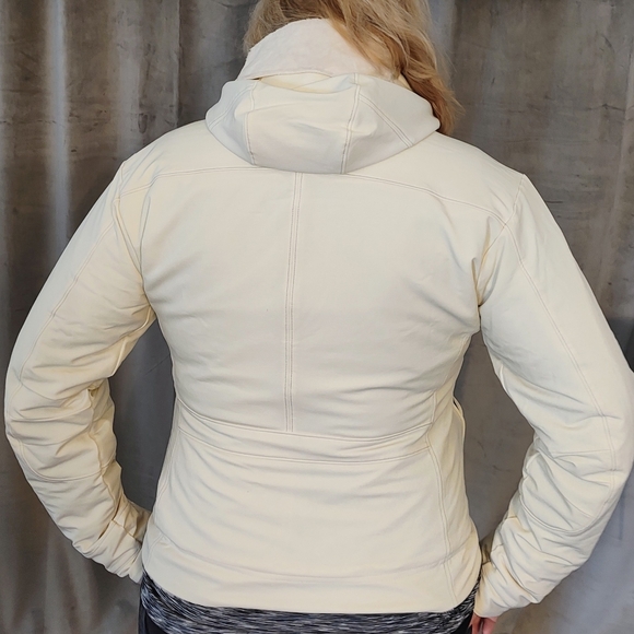 ~~MT🤍HARDWEAR Bomber Jacket~~ - Picture 3 of 16